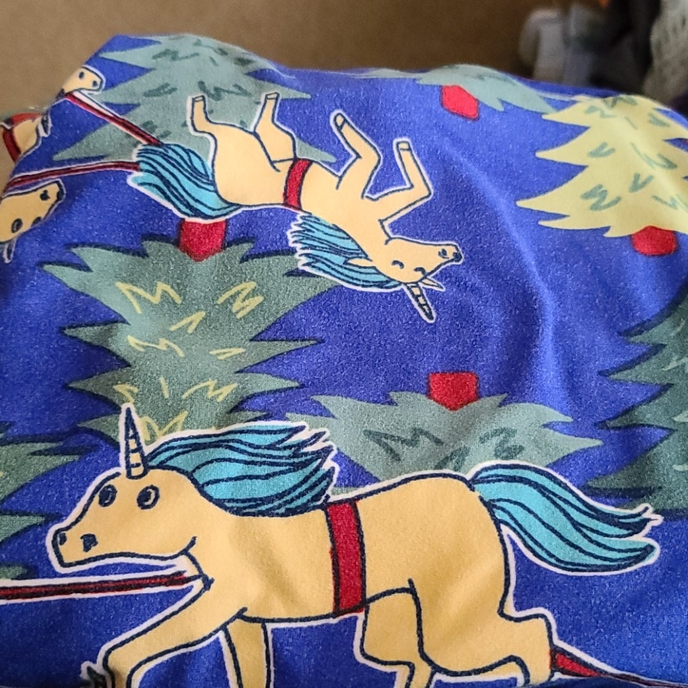 lularoe tc2 Christmas unicorn leggings